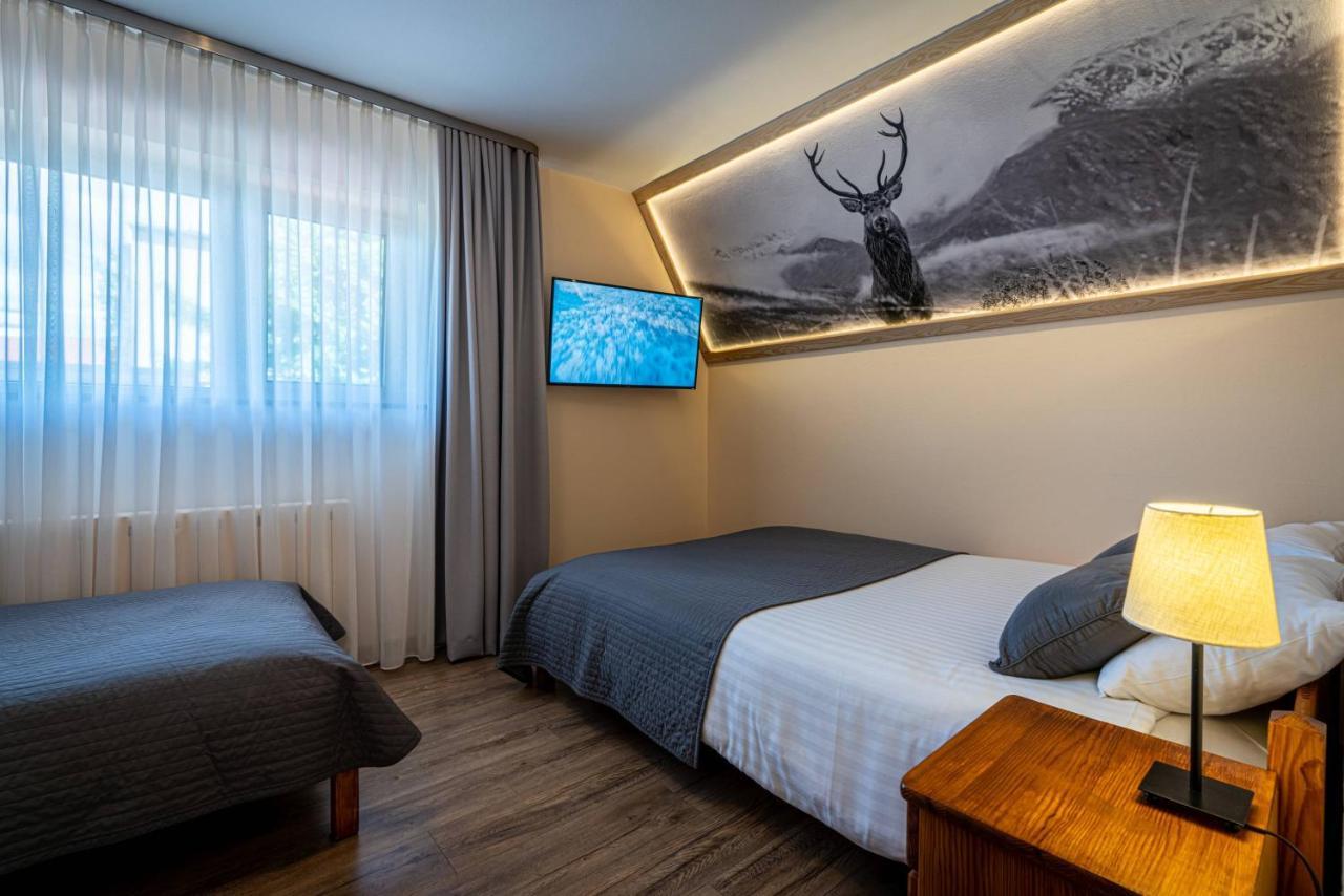Liberta Inn - Pokoje Goscinne Zakopane Ngoại thất bức ảnh
